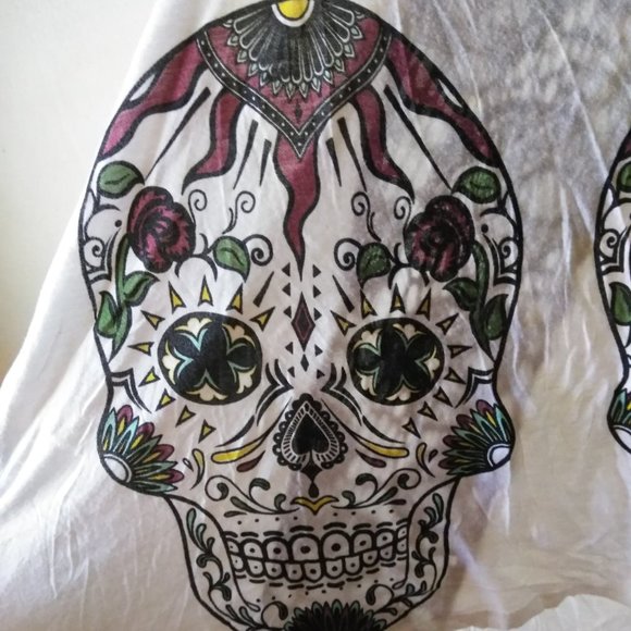 Midnight Hour White Sugar Skull Tank w/ Lace Back - Picture 4 of 6
